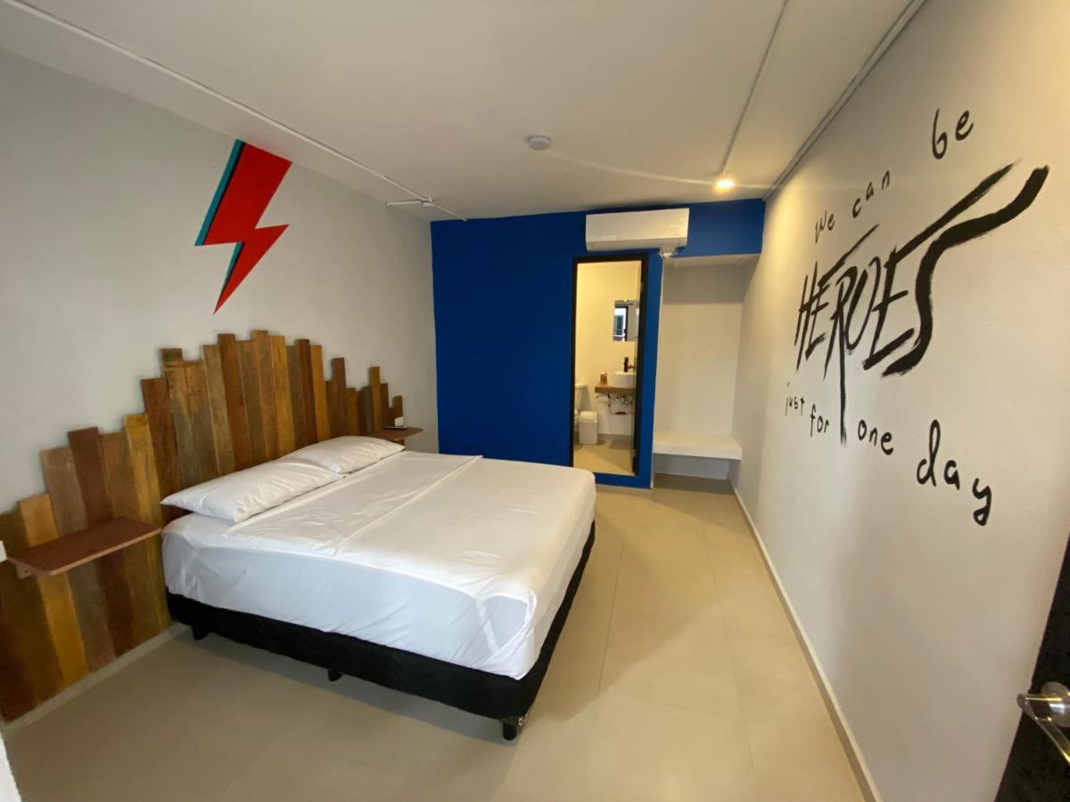 Why Not Rooftop Party Hostel Playa del Carmen Extérieur photo